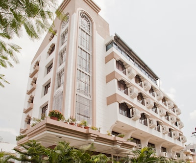 Hotel Balwas International